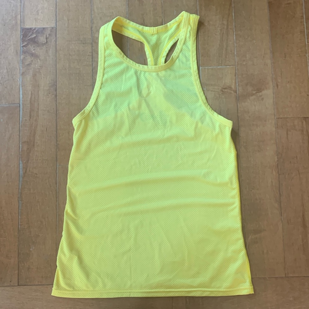 Zyia tank top. XS. Yellow